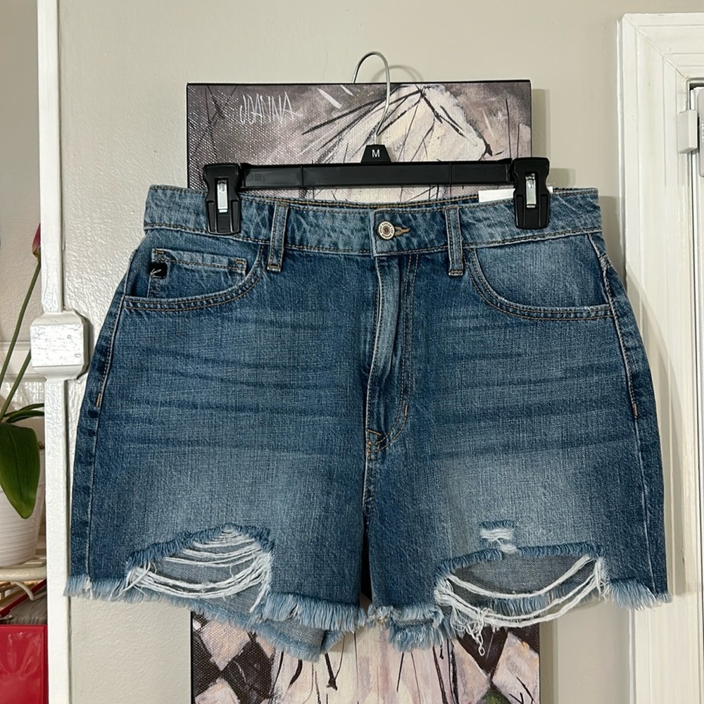 Kancan Marie High Rise Mom shorts size 9/28